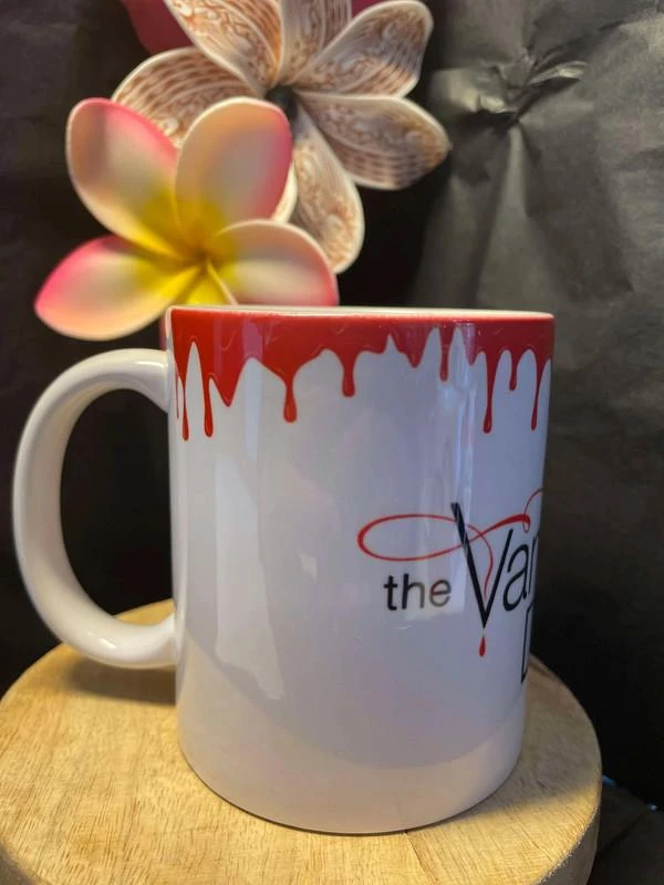 ☕ Mug en Céramique – The Vampire Diaries 🩸🖤 – photo 2
